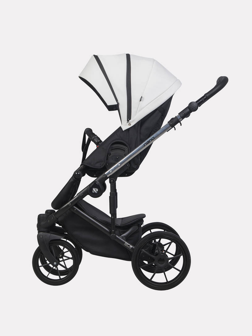 Коляска 2 в 1 Riko Nano Thermo 02 White