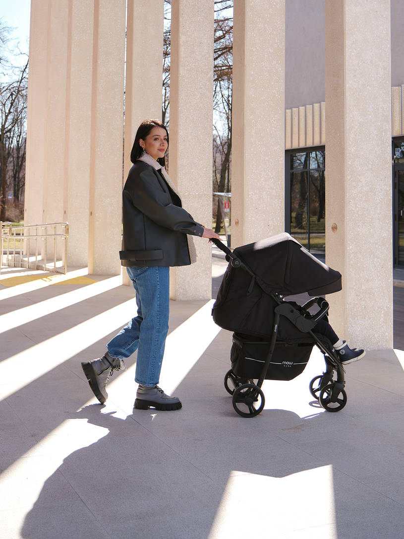 Коляска прогулочная Mowbaby Cross Gold Black