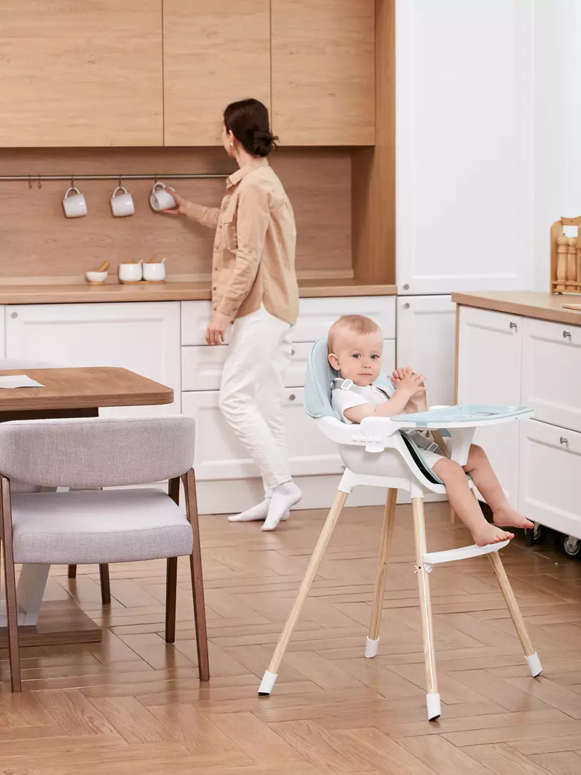 Стульчик для кормления Mowbaby Crispy blue