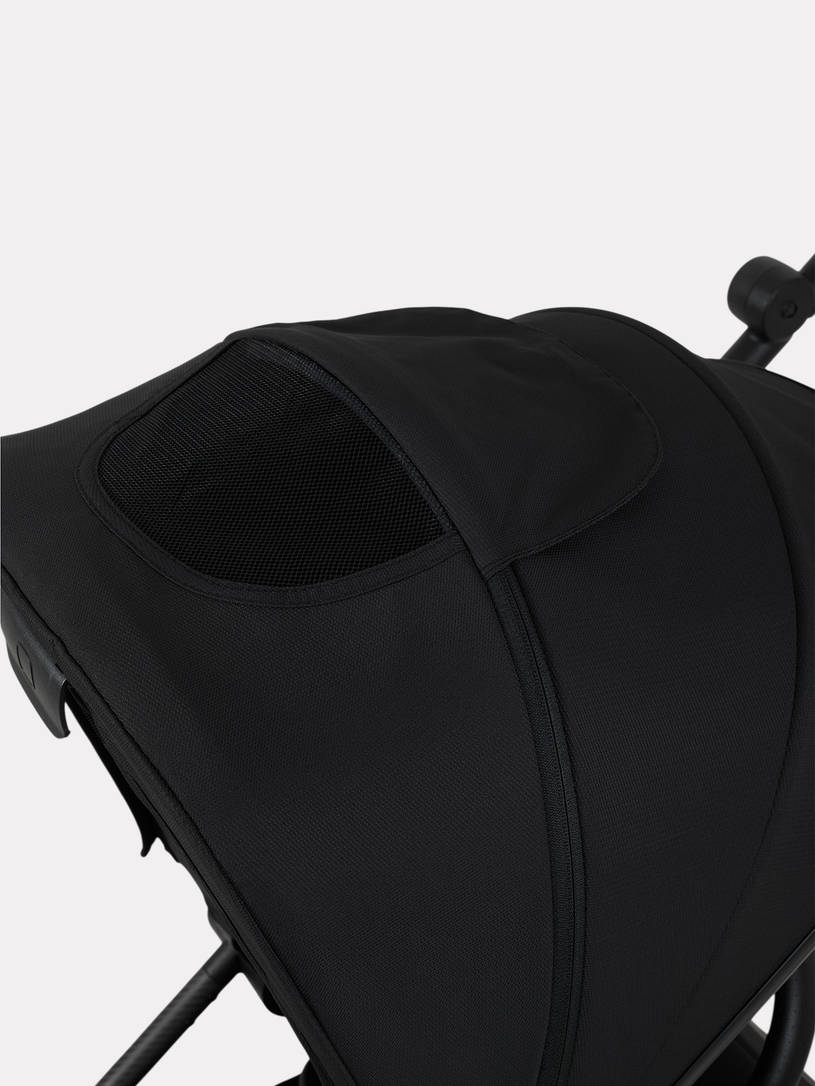 Коляска прогулочная Rant Nero Carbon Black