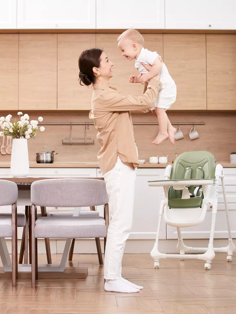 Стульчик для кормления Mowbaby Honey Green