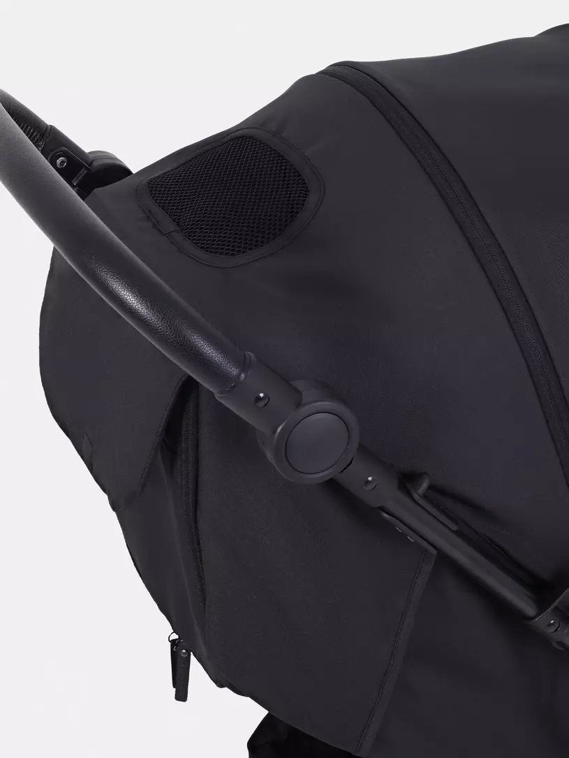 Коляска прогулочная Mowbaby Stormy Black