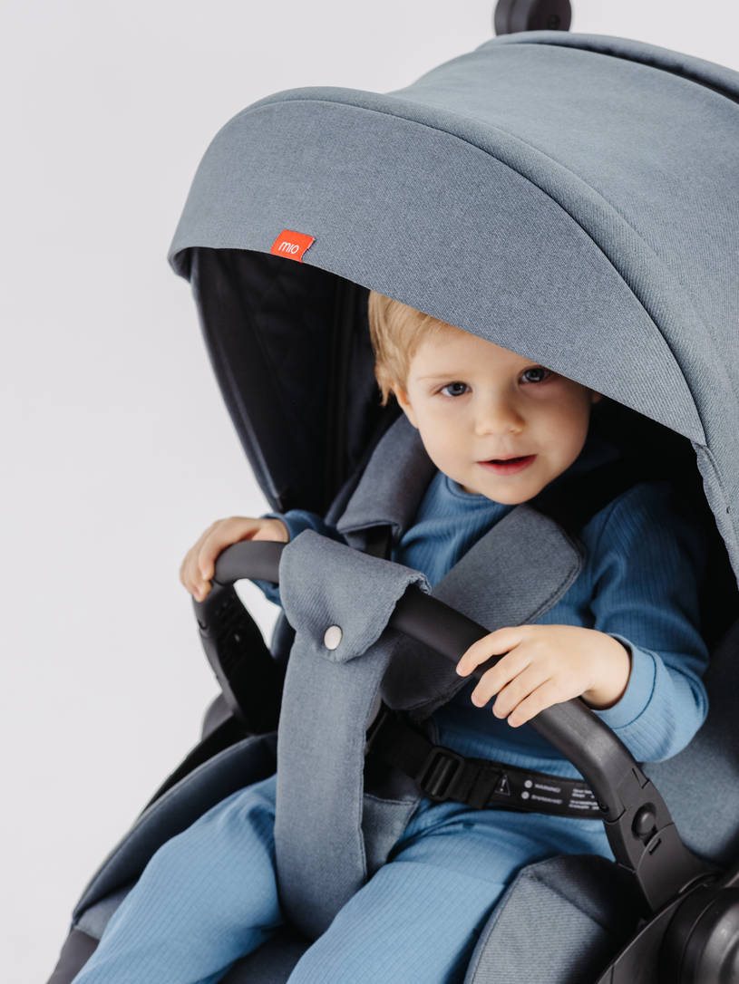 Коляска прогулочная Mowbaby Mio Grey