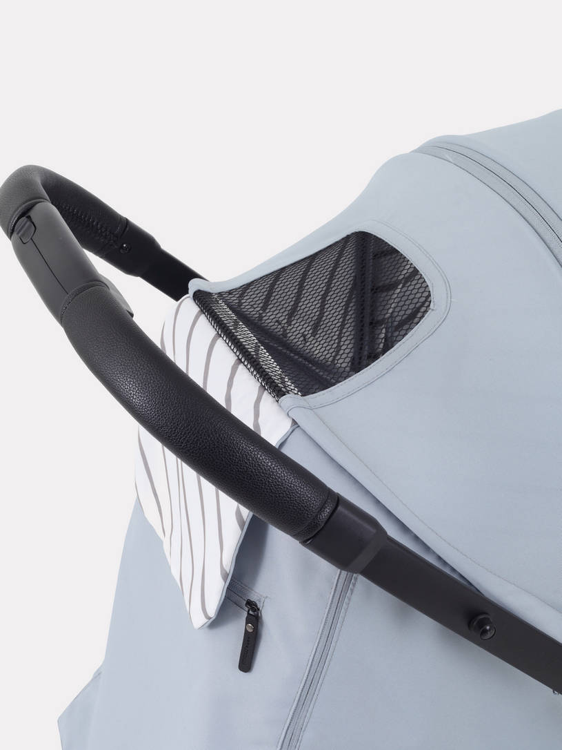 Коляска прогулочная MOWBaby FLIP MB550 Silver