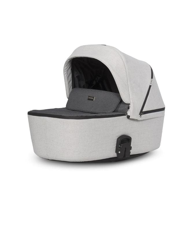 Коляска 2 в 1 Riko Villa 03 бело-черный