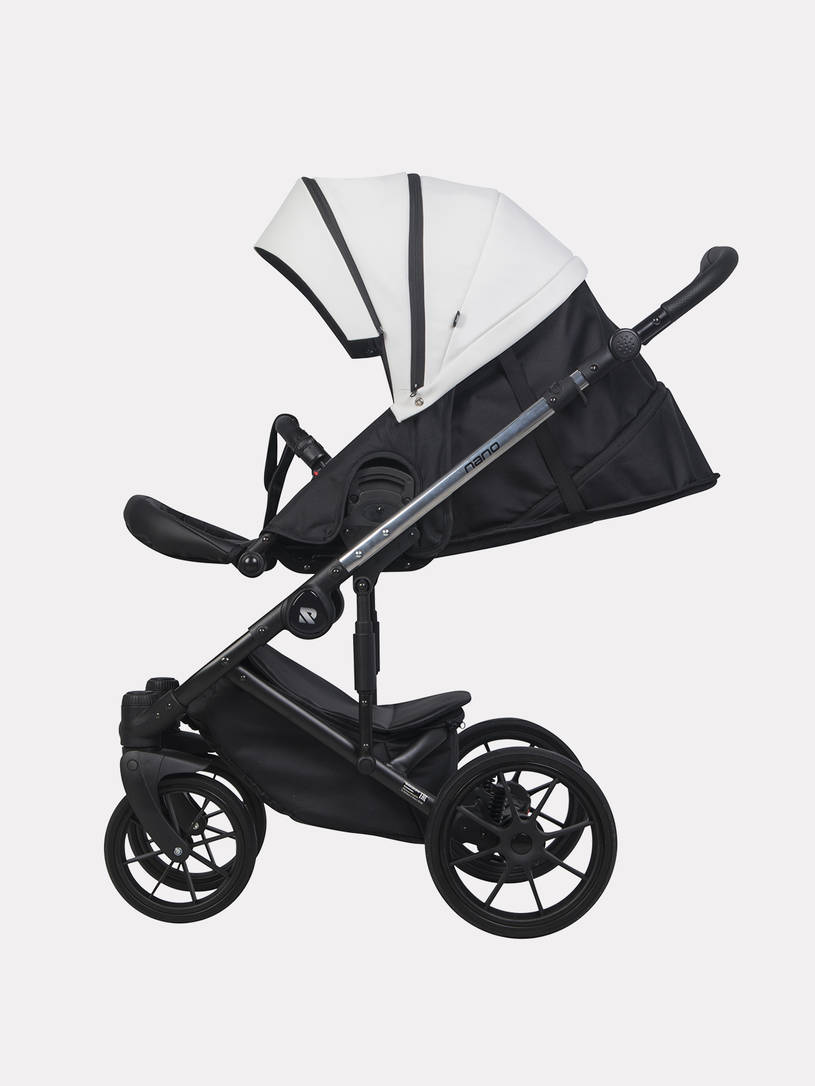 Коляска 2 в 1 Riko Nano Thermo 02 White