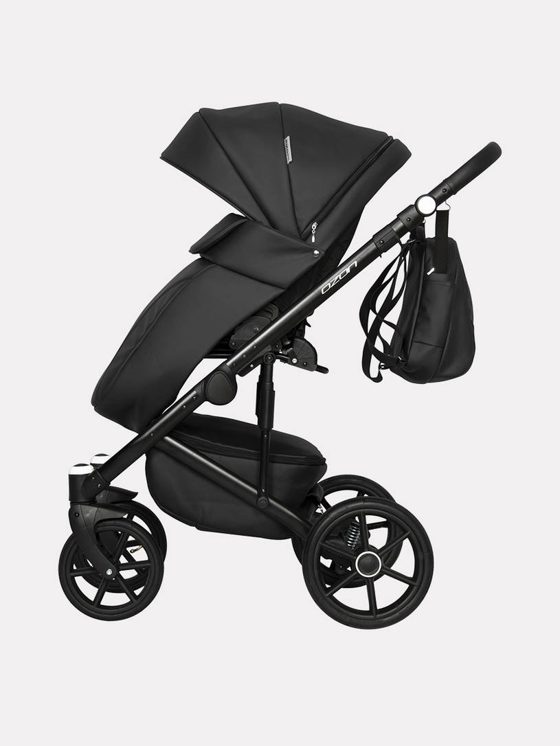 Коляска 2 в 1 Riko Basic Ozon 06 черный