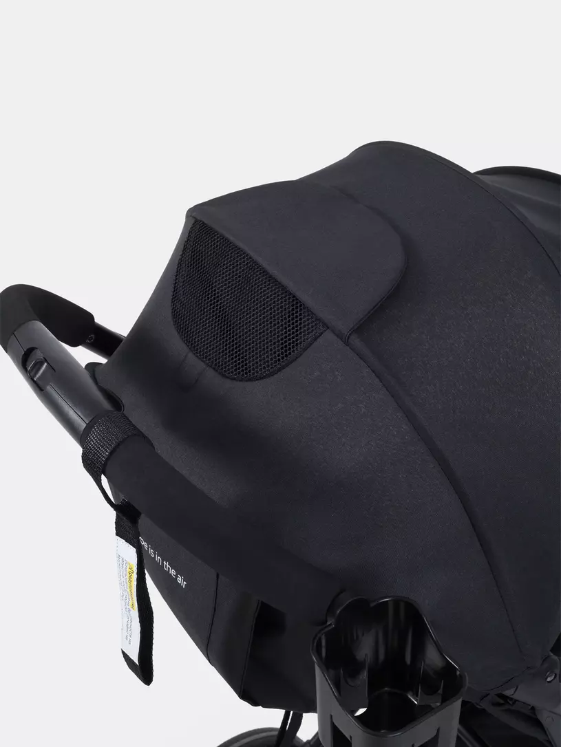 Коляска прогулочная Mowbaby Airy plus Black