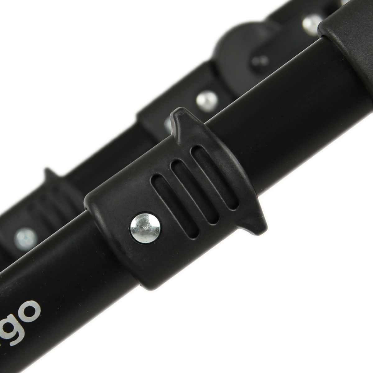 Коляска 2 в 1 Indigo MIO - Mi 02 (св.бежевая кожа+св.бежевый узор)