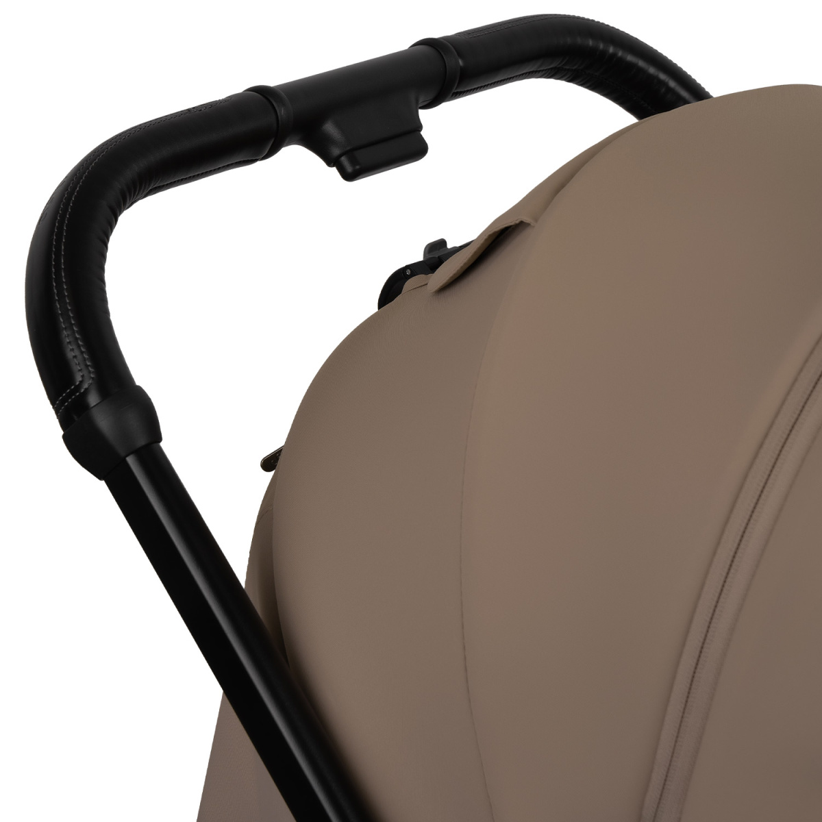 Коляска прогулочная Indigo Delta+ бежевый