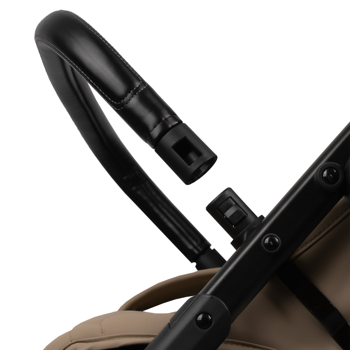 Коляска прогулочная Indigo Delta+ бежевый