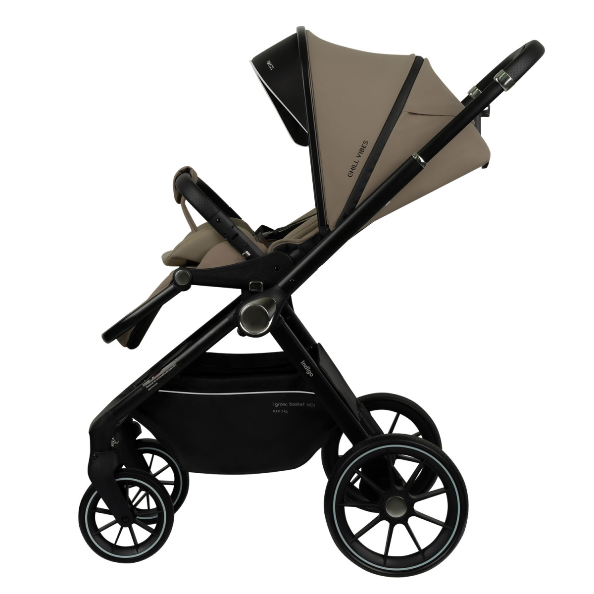 Коляска прогулочная Indigo GLOSS бежевый