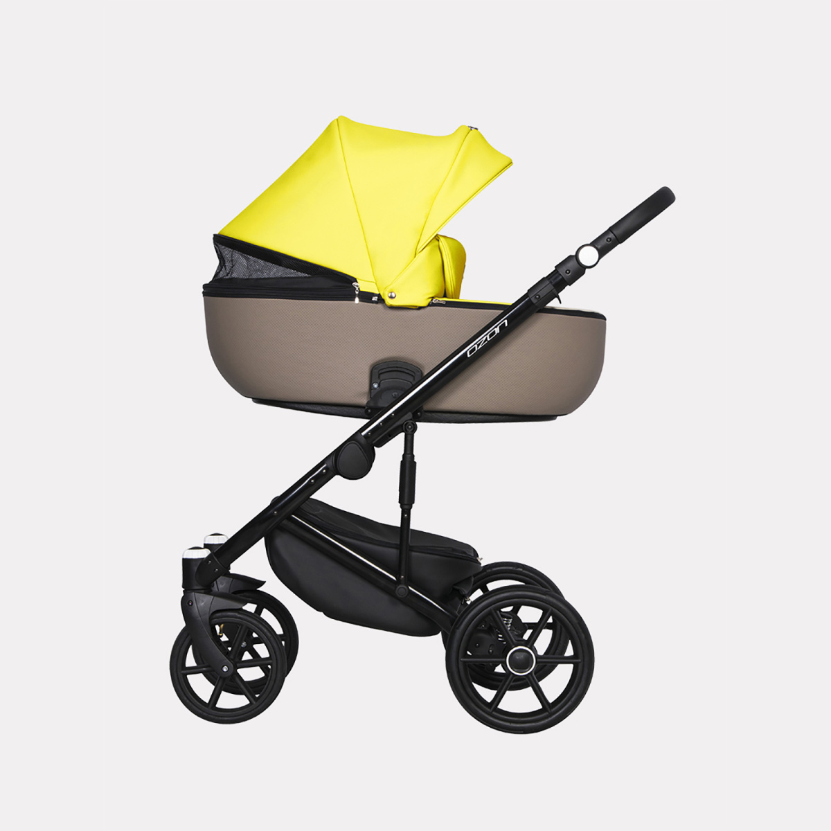 Коляска 2 в 1 Riko Basic Ozon Ecco 26, лимонный-бежевый